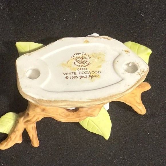 Vintage 1985 Lefton Floral Ceramic Art Piece W/White Flower/Green Leaves 4X2X2 - Picture 6 of 9